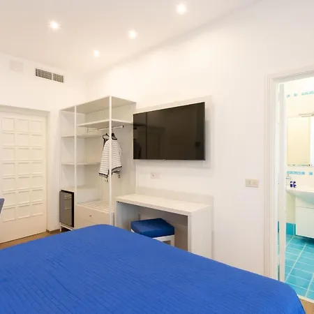 Tofani - Luminoso Con Terrazzo Panoramico