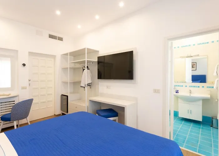 Tofani - Luminoso Con Terrazzo Panoramico