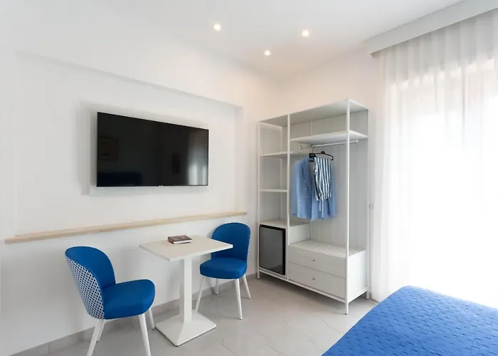 Tofani - Luminoso Con Terrazzo Panoramico *